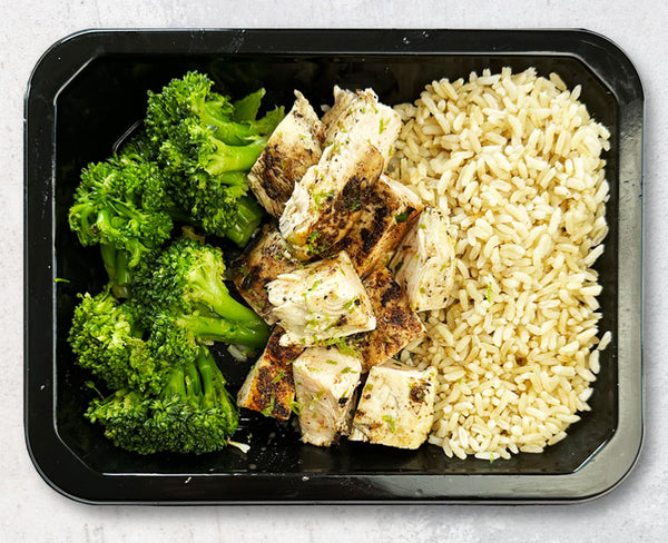 25 Minute Chicken and Rice Meal Prep with Broccoli - Key To My Lime